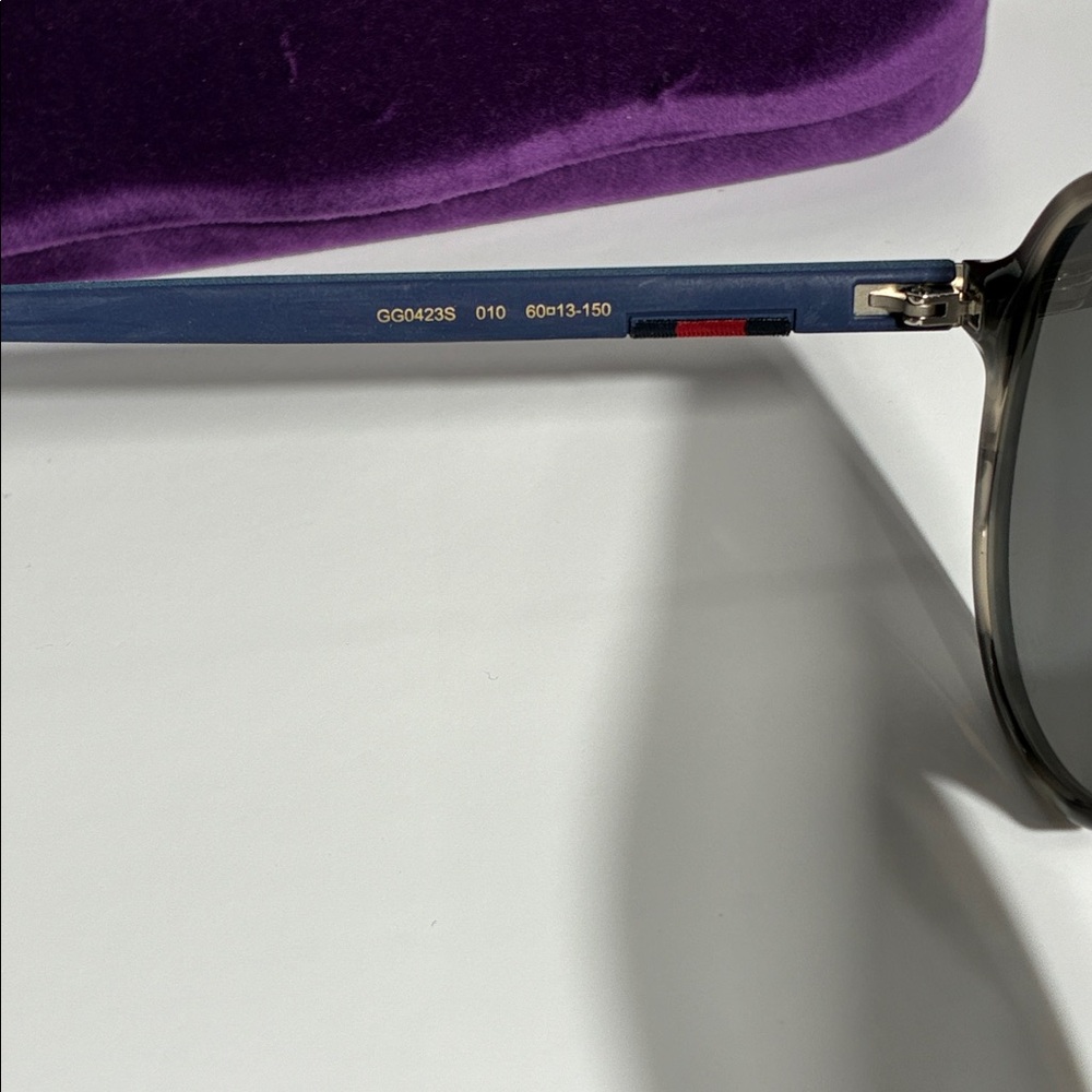 Gucci GG0423S 010 Pilot Sunglasses Gray/Black Blue Polarized 60mm New Authentic - Picture 12 of 14